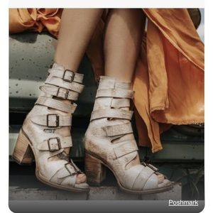 Freebird by Steven Gladiator sandal